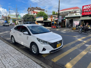 taxi 4 chỗ